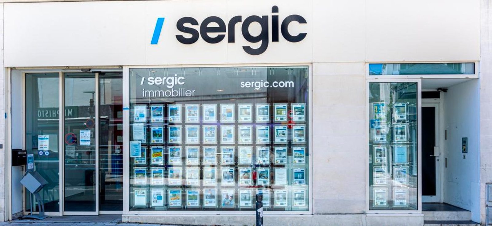 Devanture SERGIC
