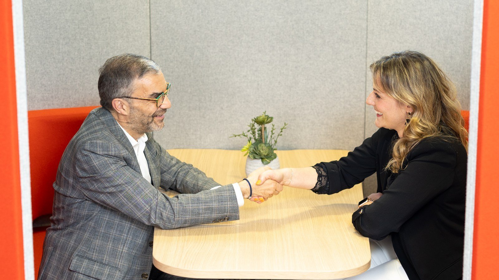 Entretien entre deux personnes
